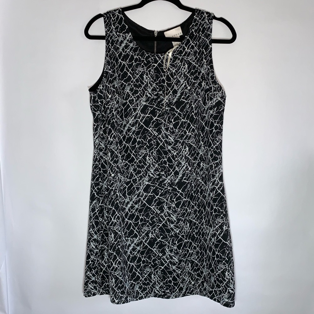 Kenar dress sleeveless black and white print